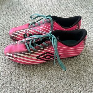 Umbro Pink and Black Athletic Shoes with Teal Laces